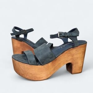 Five Worlds Clogs Size 6 Blue Leather Platform Wood Heels Retro Boho